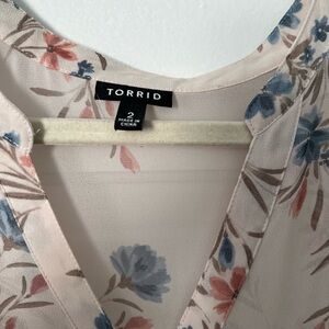 Torrid Lexie Ivory Floral Chiffon Hi-Lo Button-Down Sheer Tunic